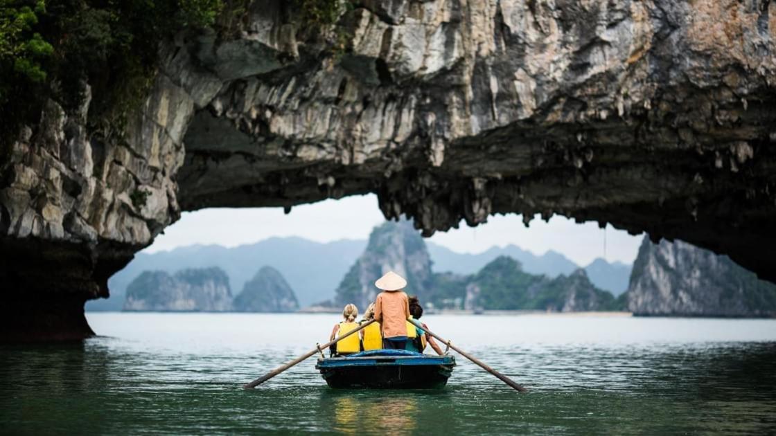 Cat Ba Violet Hotel Chan Chau 외부 사진